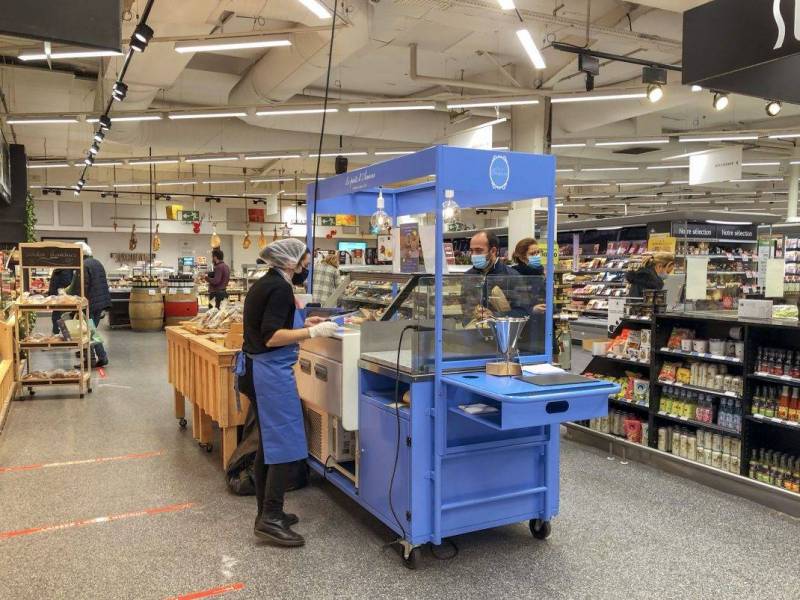 Chariot et stand conçu pour la vente en vrac en grande surface à Montpellier 34