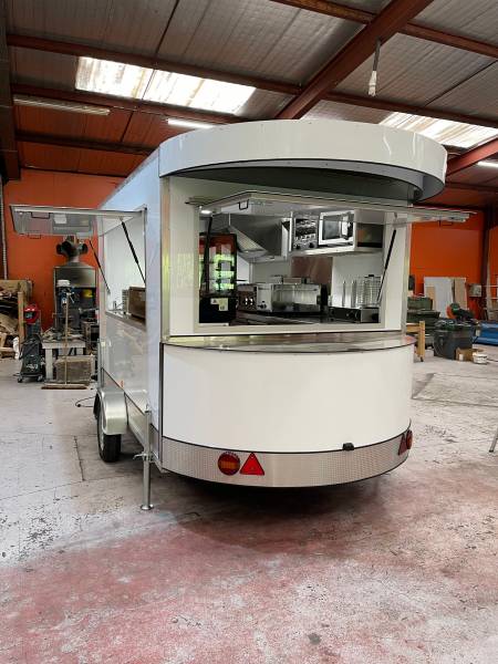 prix remorque food truck pour la cuisine ambulante dans la rue angers